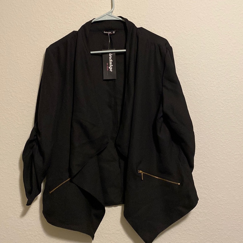 Black 3/4 Ruched Sleeve Blazer